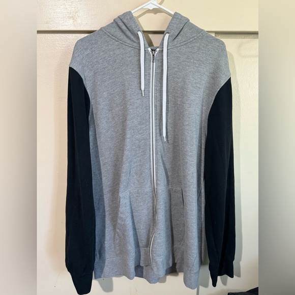 Dual color, plain zip up jacket - Picture 1 of 3